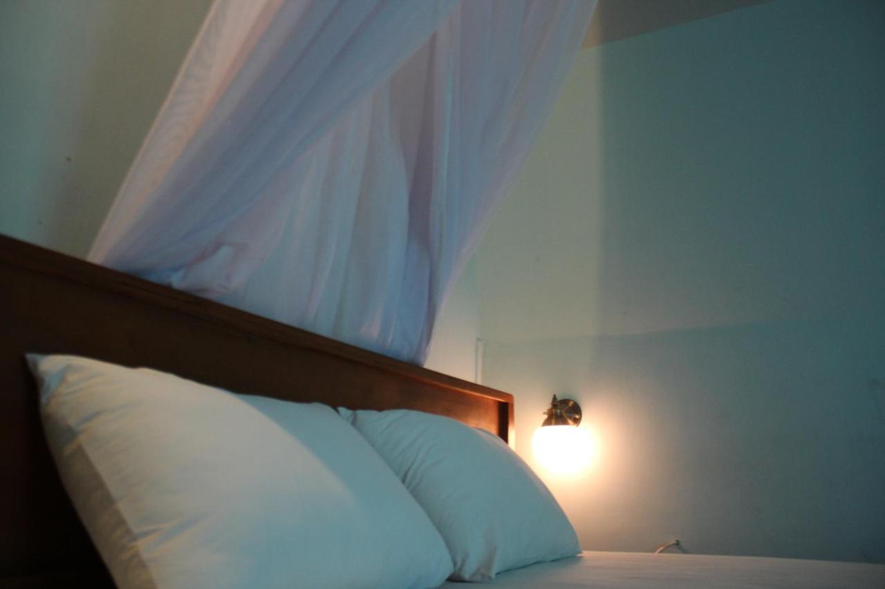 II Bungalow Gili Meno Buitenkant foto